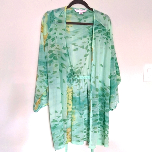 Victoria's Secret Other - Victoria Secret Watercolor Pattern Bathrobe